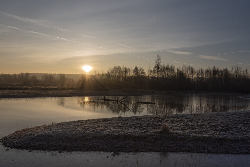 Les quatre éléments : eau  - Lac de Saint Cyr dans la Vienne
